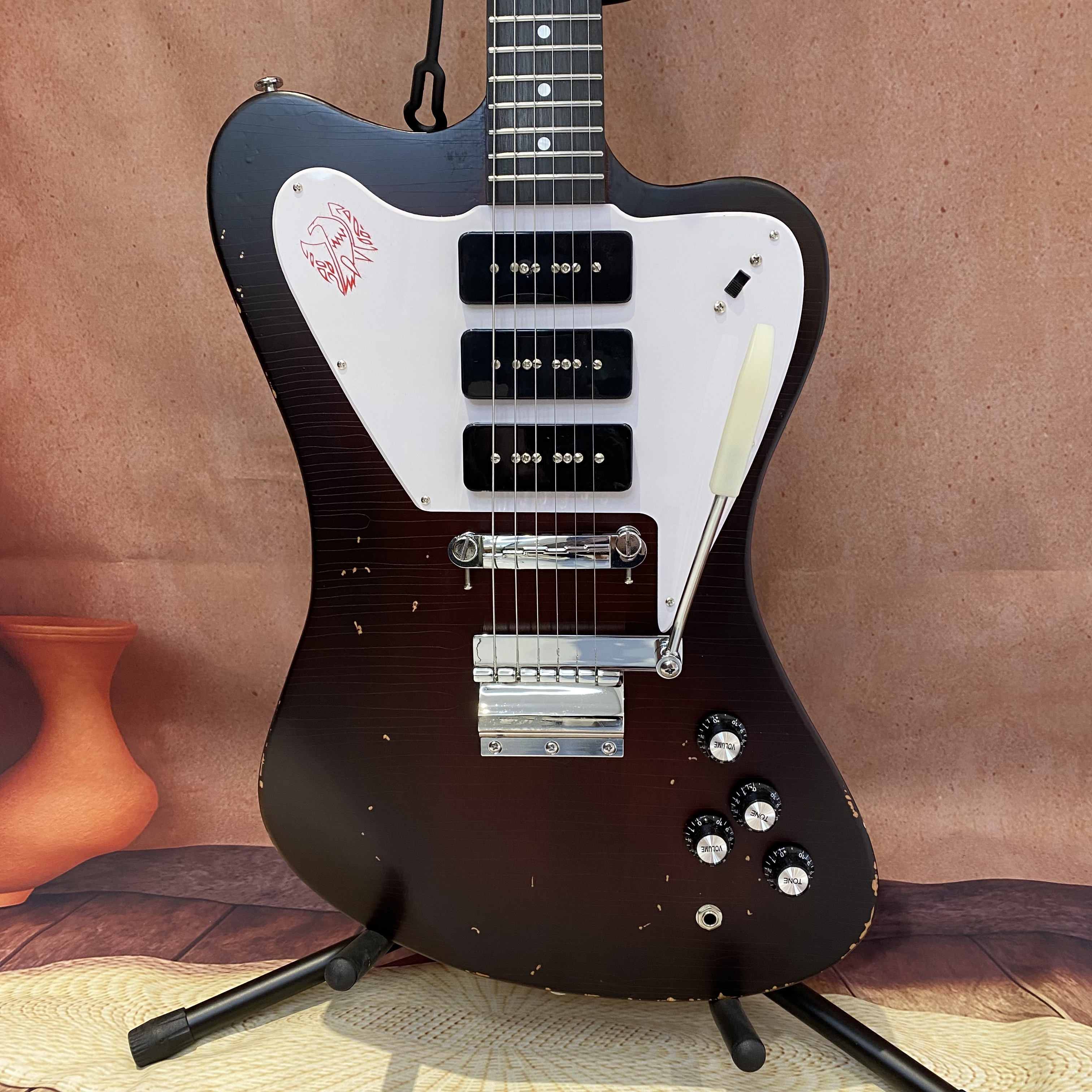 New Irregularly Shaped Electri - Musical Instrument Guitar บทวิจารณ์และราคา